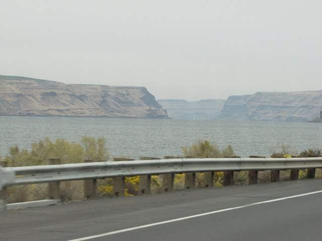 Columbia River Highway and Lake Wallula