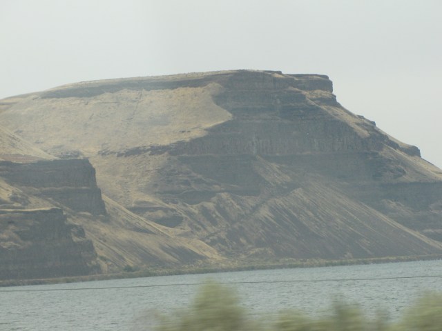 Rock formation along Columbia River Highway and Lake Wallula