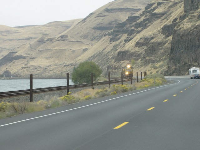 Columbia River Highway and Lake Wallula