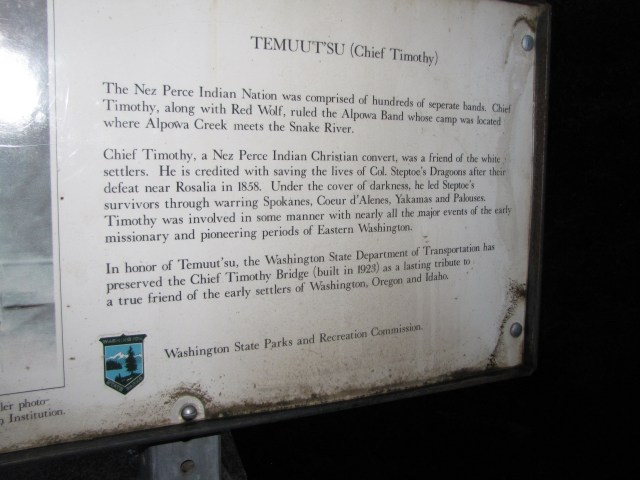 Chief Temuut'su Bridge sign