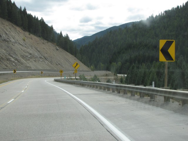 I love curved highways!!