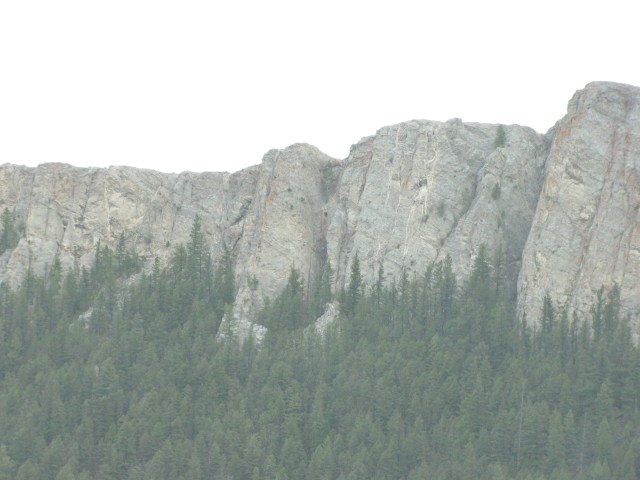 Hills in canyon between Bradman and Drummond