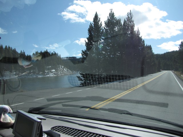 Yellowstone River - Heading south on Grand Loop Road